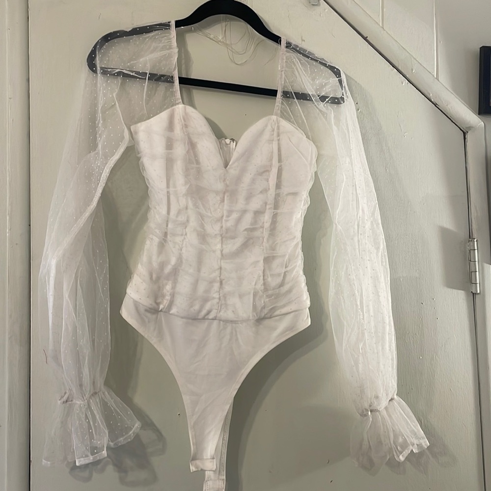 Brand new white mesh dot sweetheart neck bodysuit